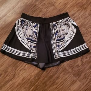 NWOT! Mossimo Black Pattern Light Weight Shorts